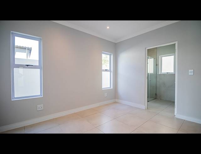 2 BEDROOM TOWNHOUSE FOR SALE IN BROADACRES